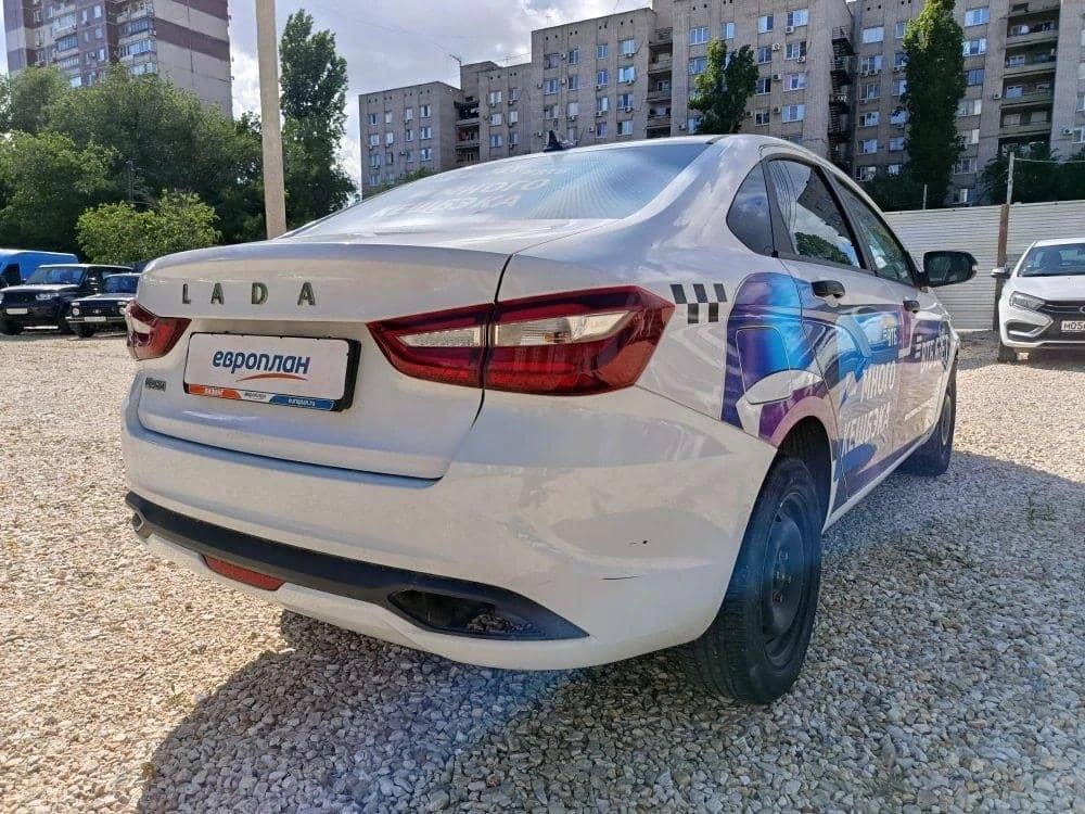 Lada Vesta седан,  115 407 км, 2023 года в лизинг
