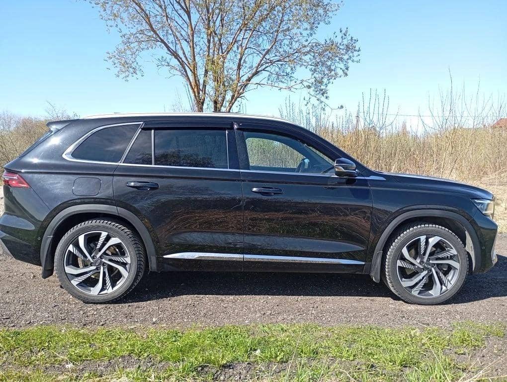 Geely Monjaro,  64 126 км, 2023 года в лизинг
