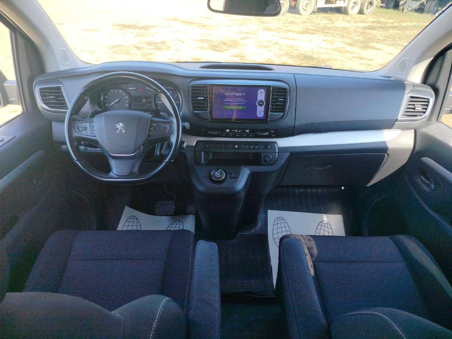 Peugeot Traveller,  103 464 км, 2021 года в лизинг