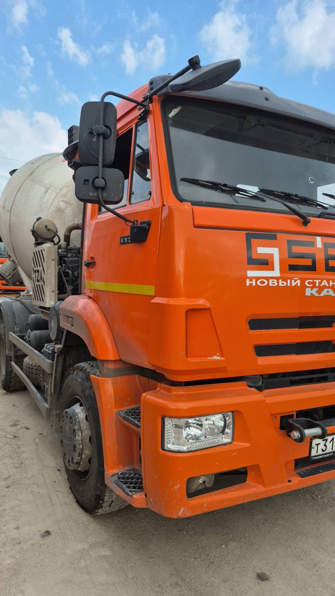 КАМАЗ 6520-48(A5),  28 316 км, 2024 года в лизинг