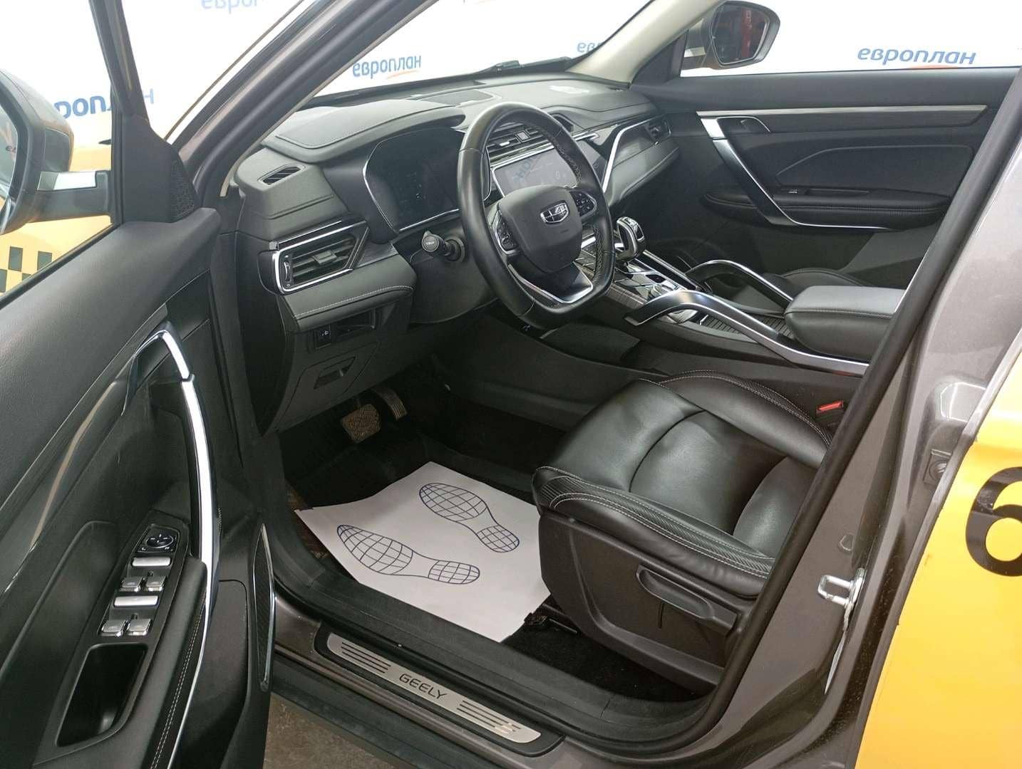 Geely Atlas Pro,  241 051 км, 2023 года в лизинг