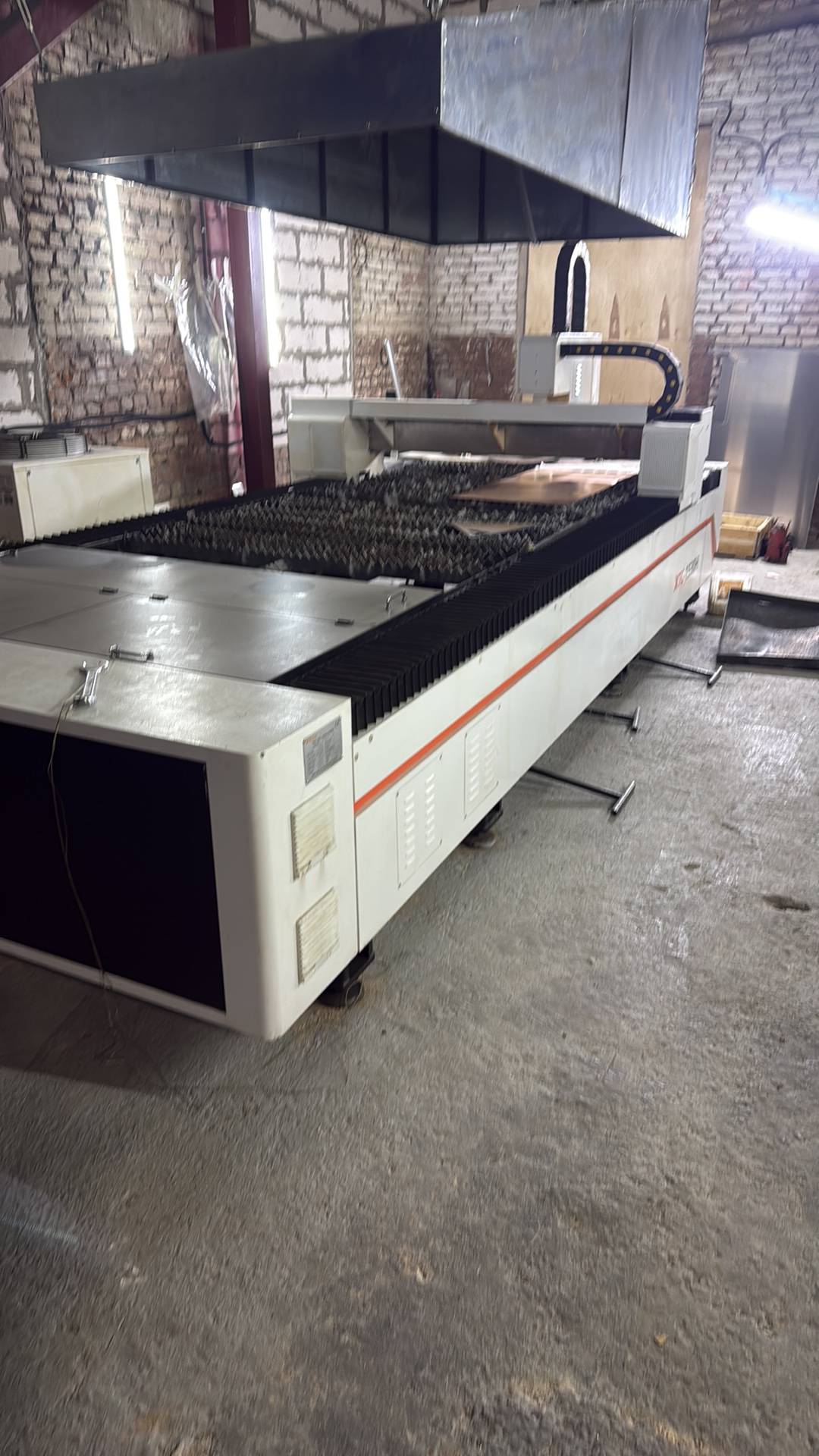 XTLaser XTC-1530H Станок для лазерной резки металла, 2022 года в лизинг