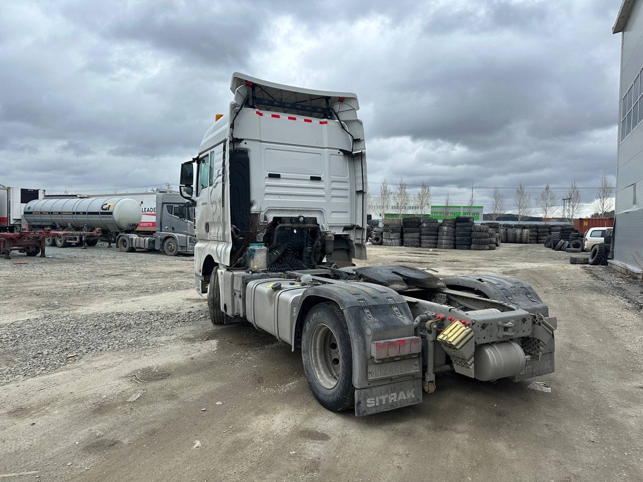 Sitrak ZZ4186V391HE,  266 066 км, 2024 года в лизинг