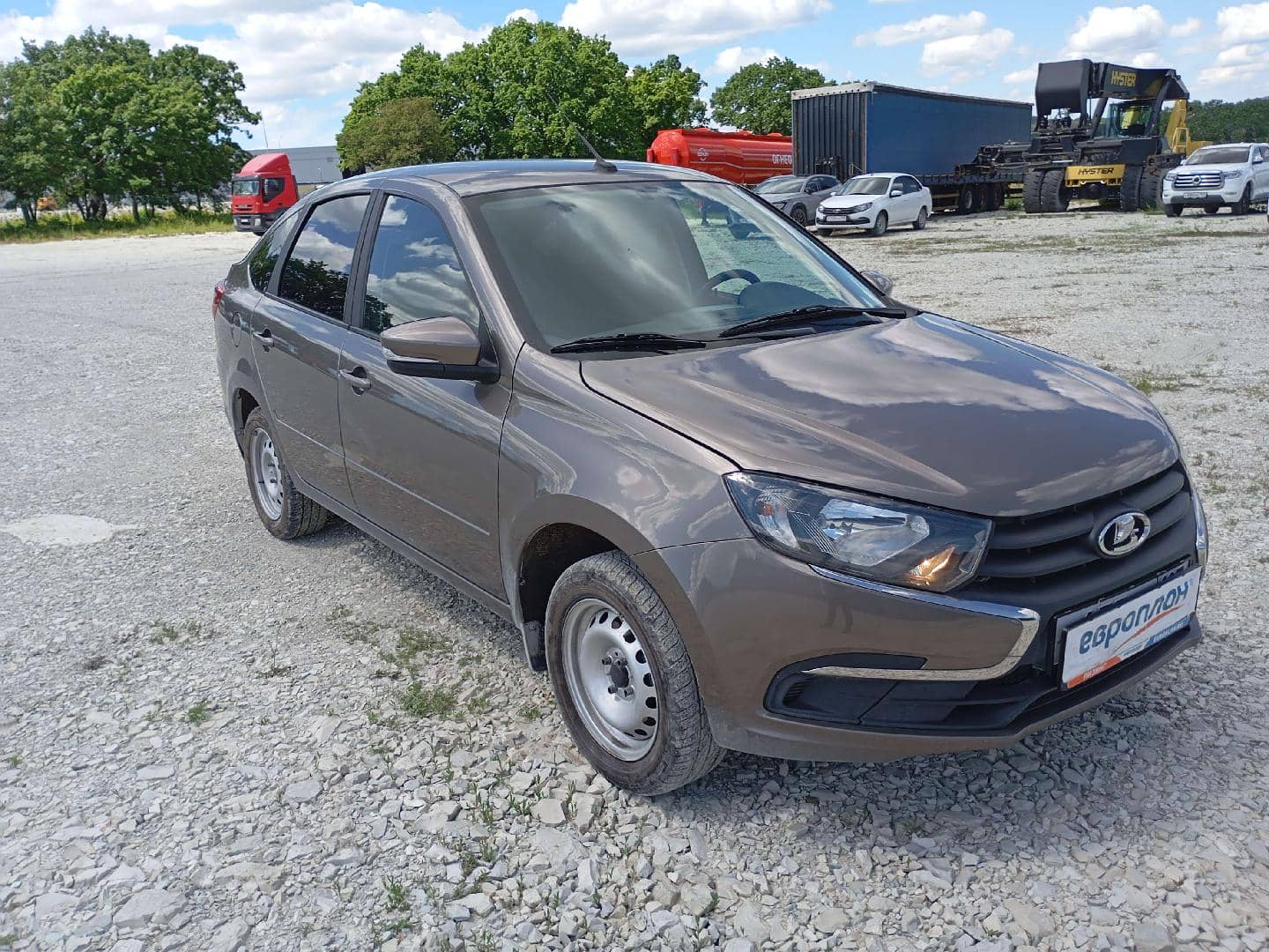 Lada Granta лифтбек,  16 120 км, 2024 года в лизинг