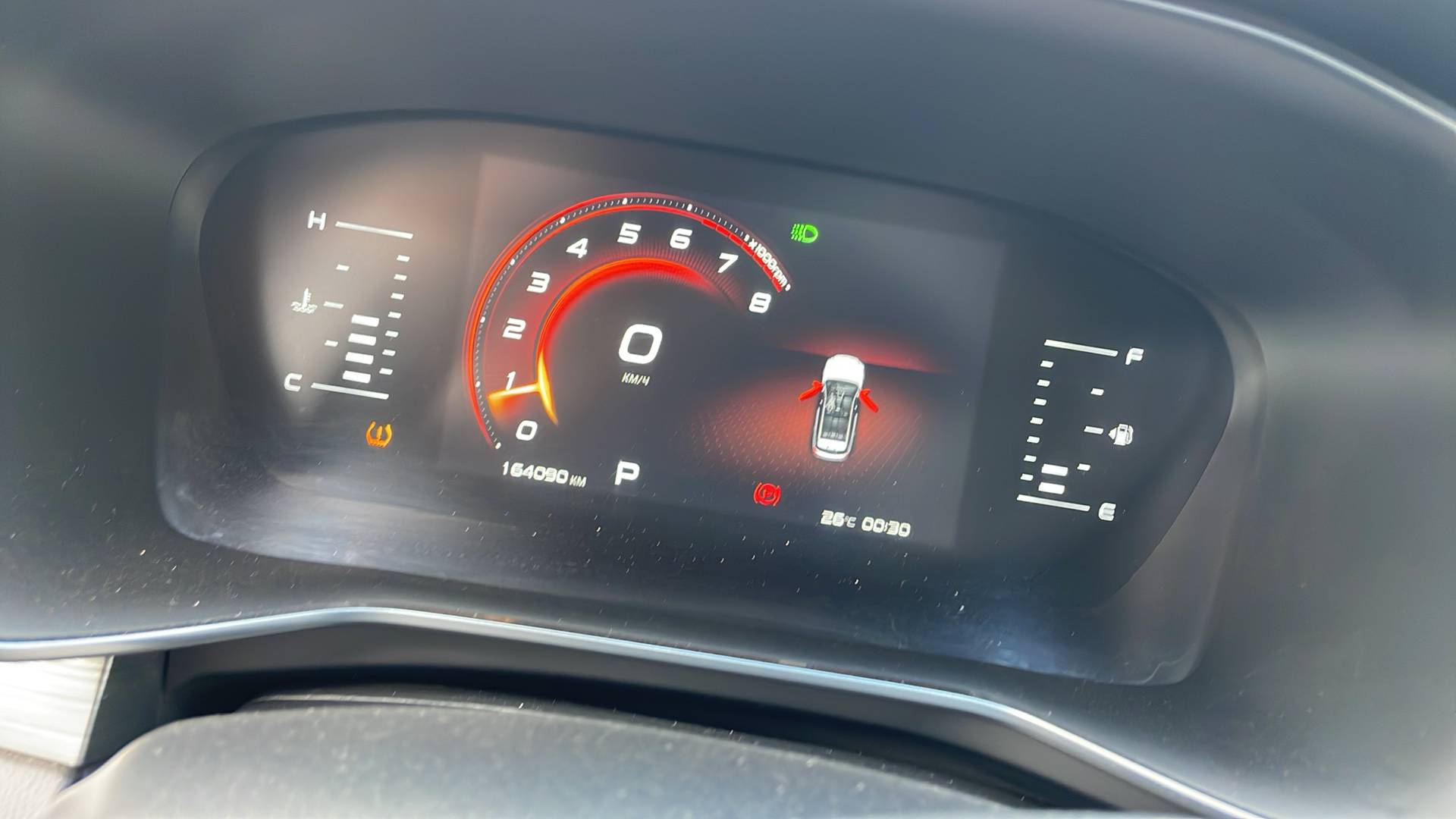 Geely Atlas Pro,  164 090 км, 2023 года в лизинг