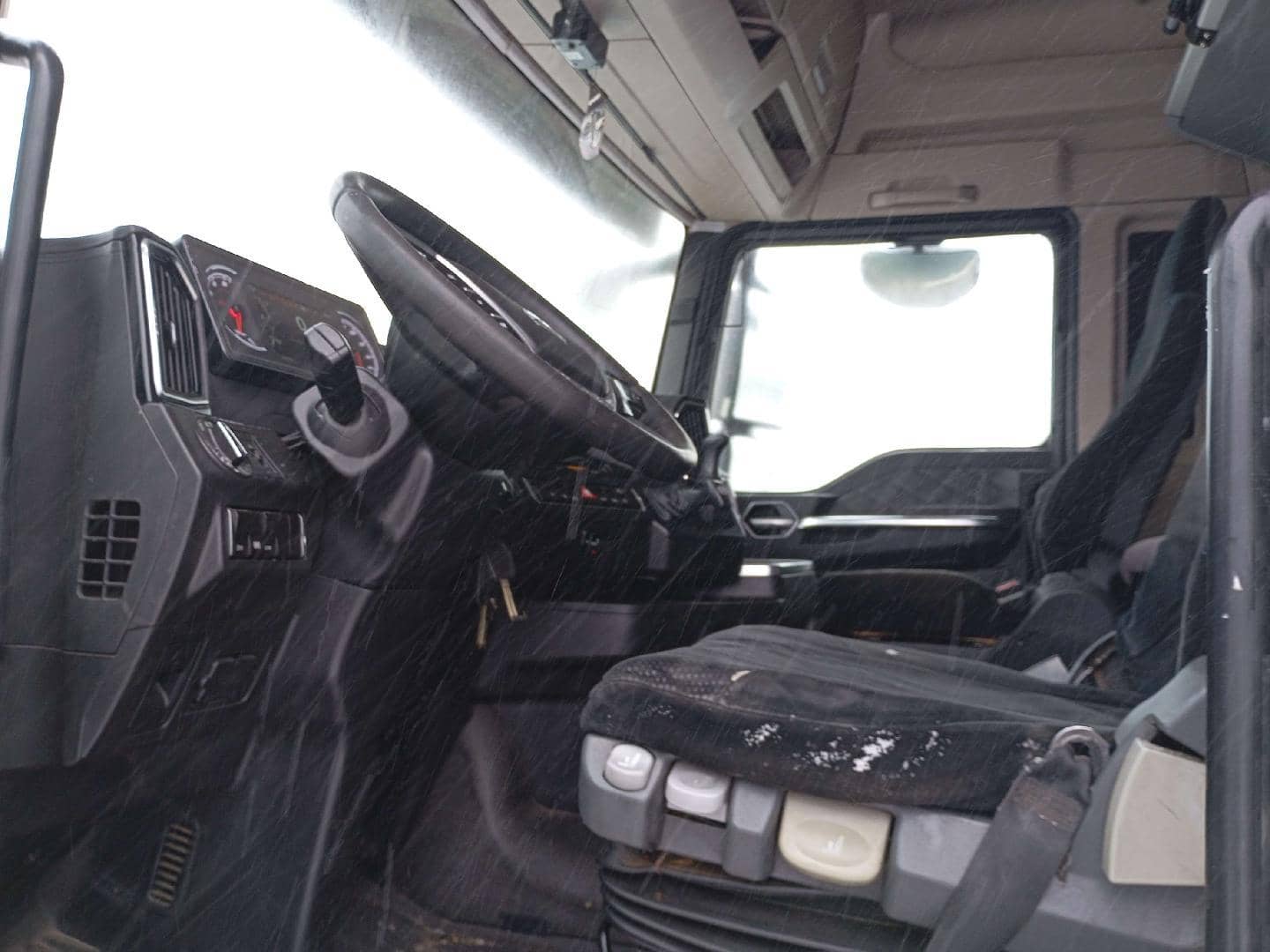 Sitrak C7H MAX ZZ4186V391HE,  406 838 км, 2023 года в лизинг