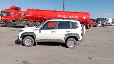 Lada Niva Travel