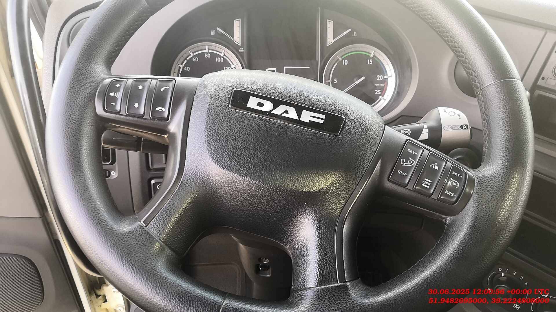 DAF XF 460 FTG 6x2,  911 394 км, 2016 года в лизинг