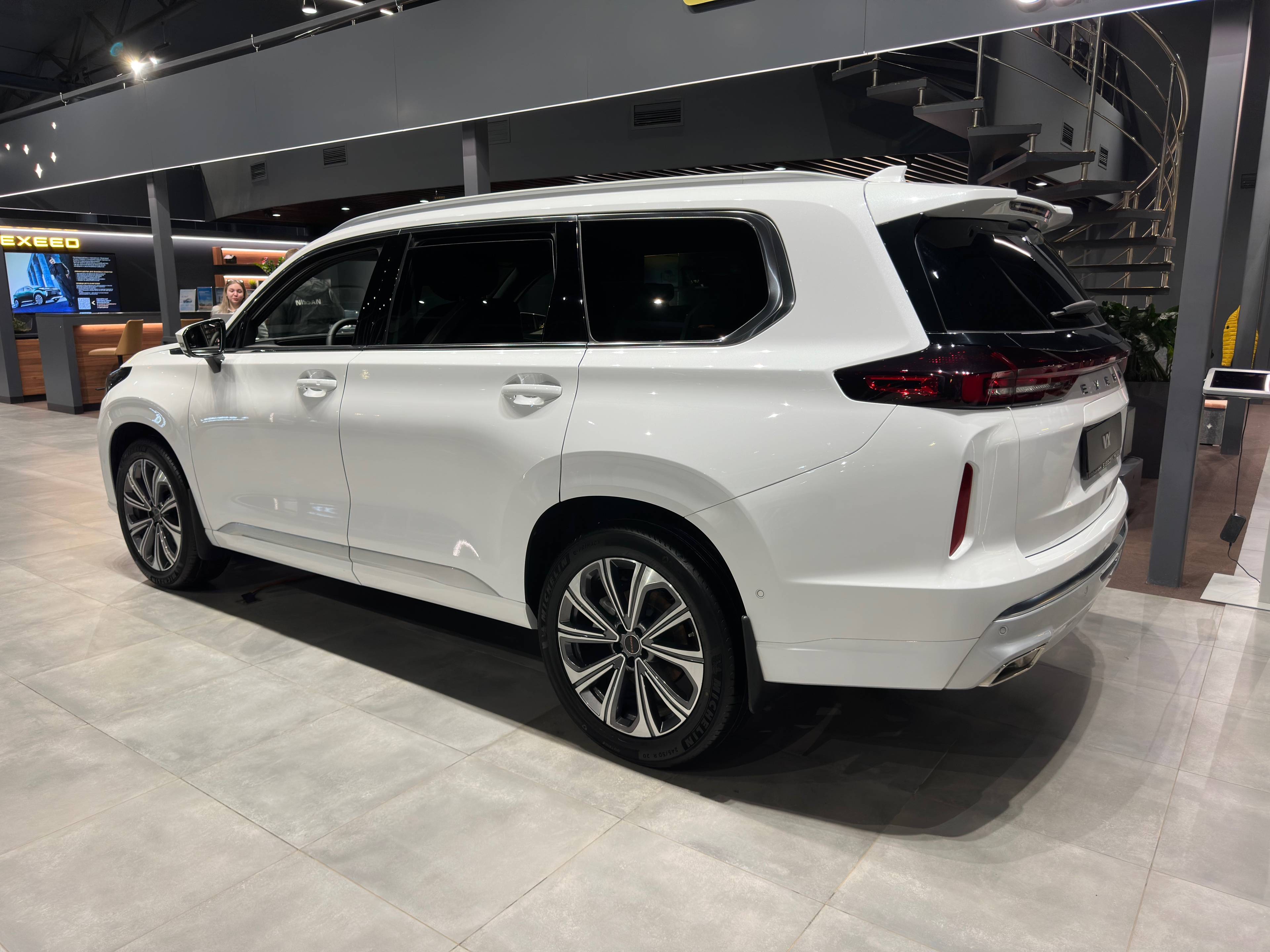 EXEED VX Президент 2.0Т АТ полный привод (President)