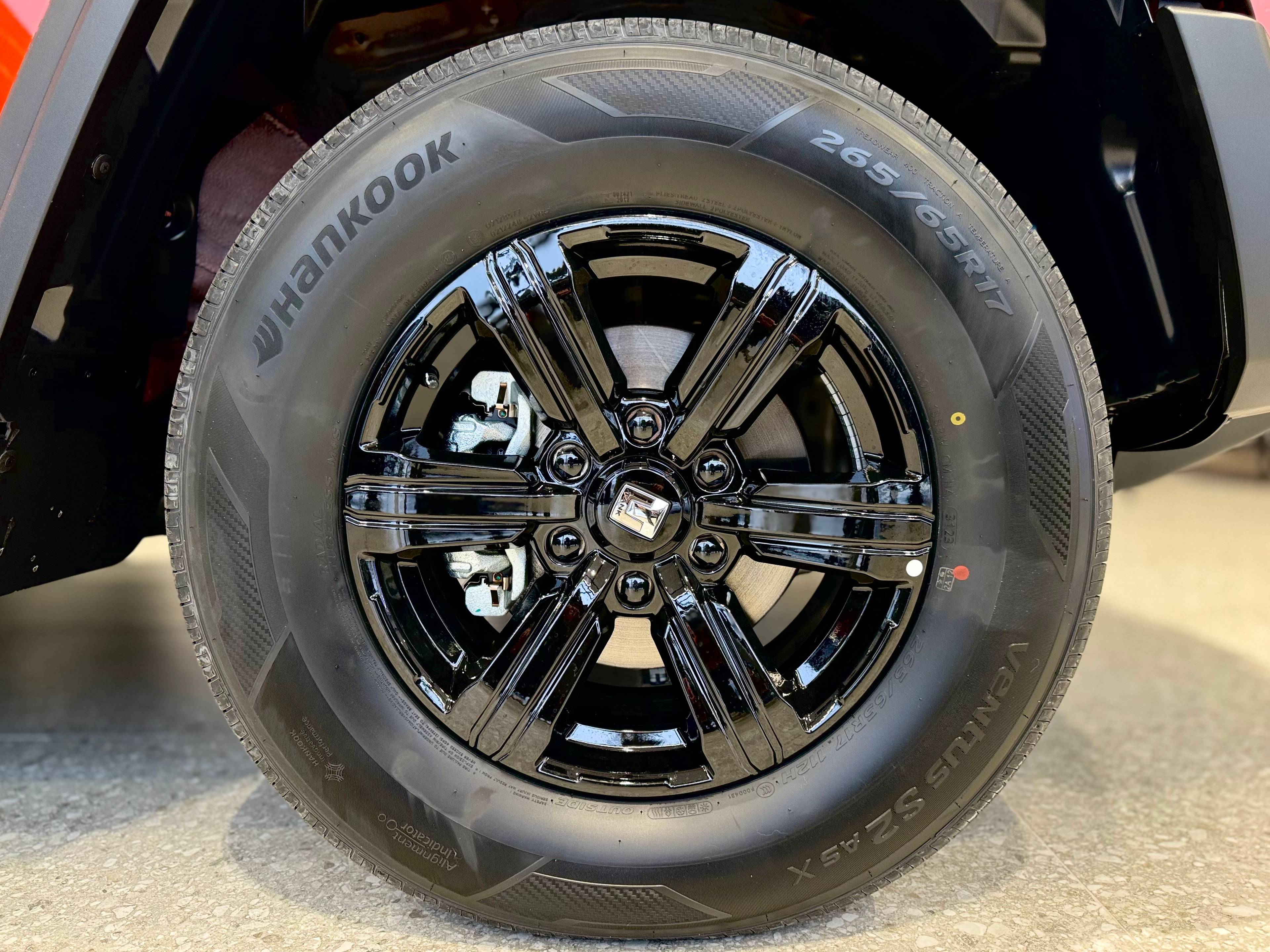 Tank 300 City Premium 2.0 8AT 4WD