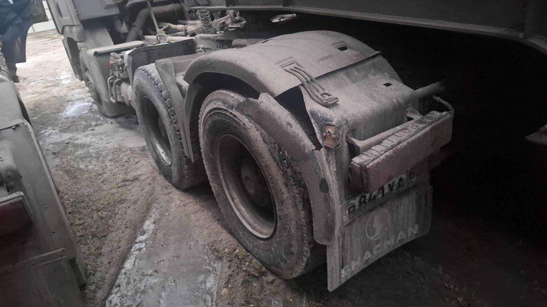 Shacman SX42584V324,  302 763 км, 2022 года в лизинг