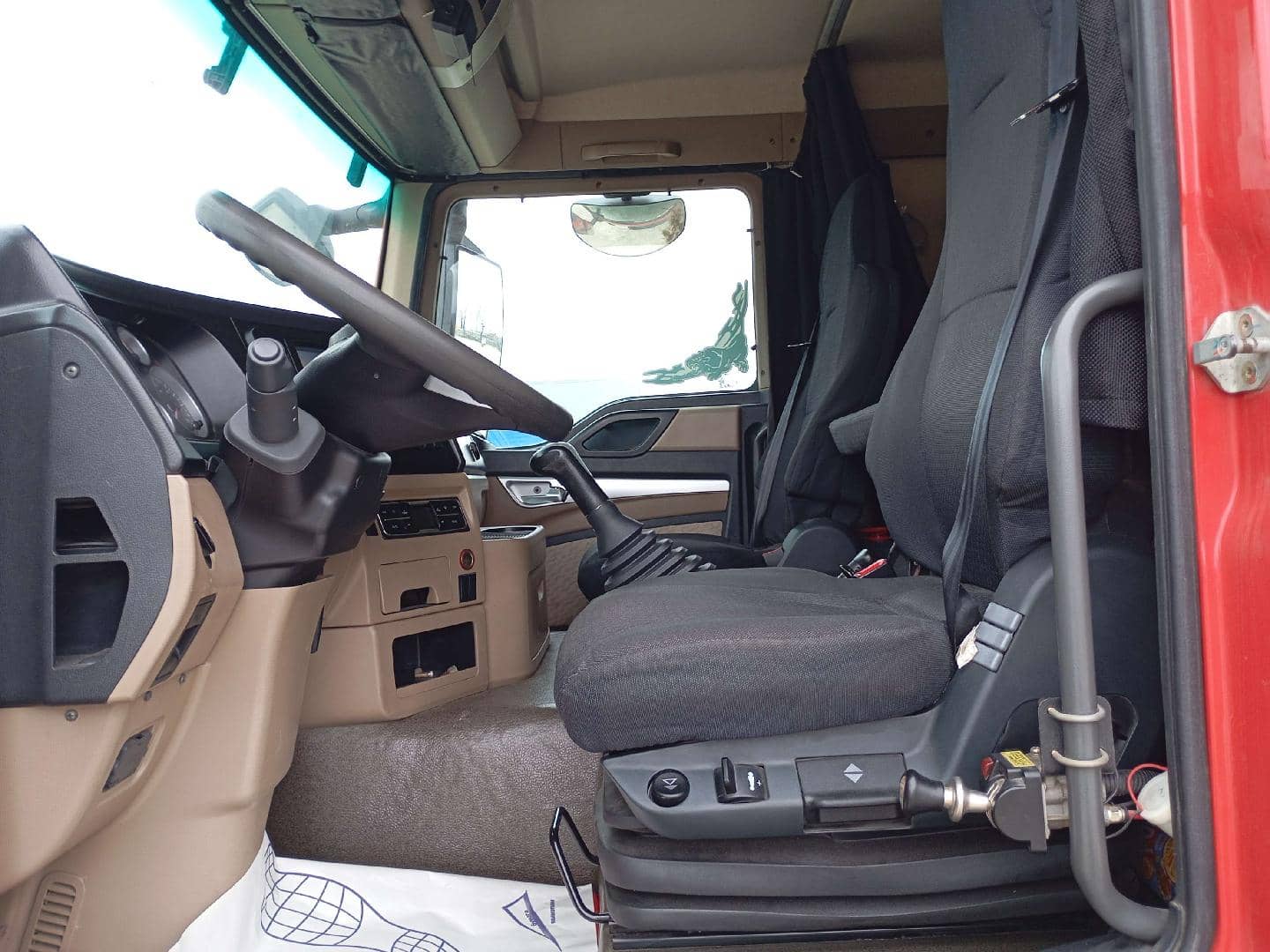 HOWO Sitrak C7H 8x4,  308 062 км, 2022 года в лизинг