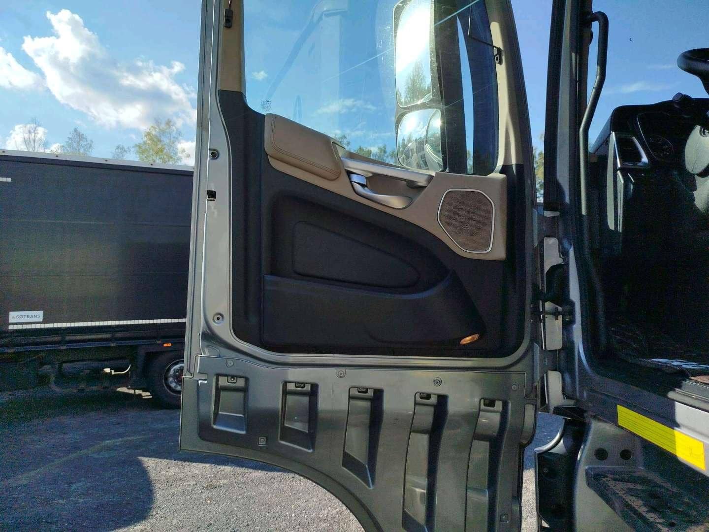 JAC K7 4x2 (2023),  329 033 км, 2023 года в лизинг