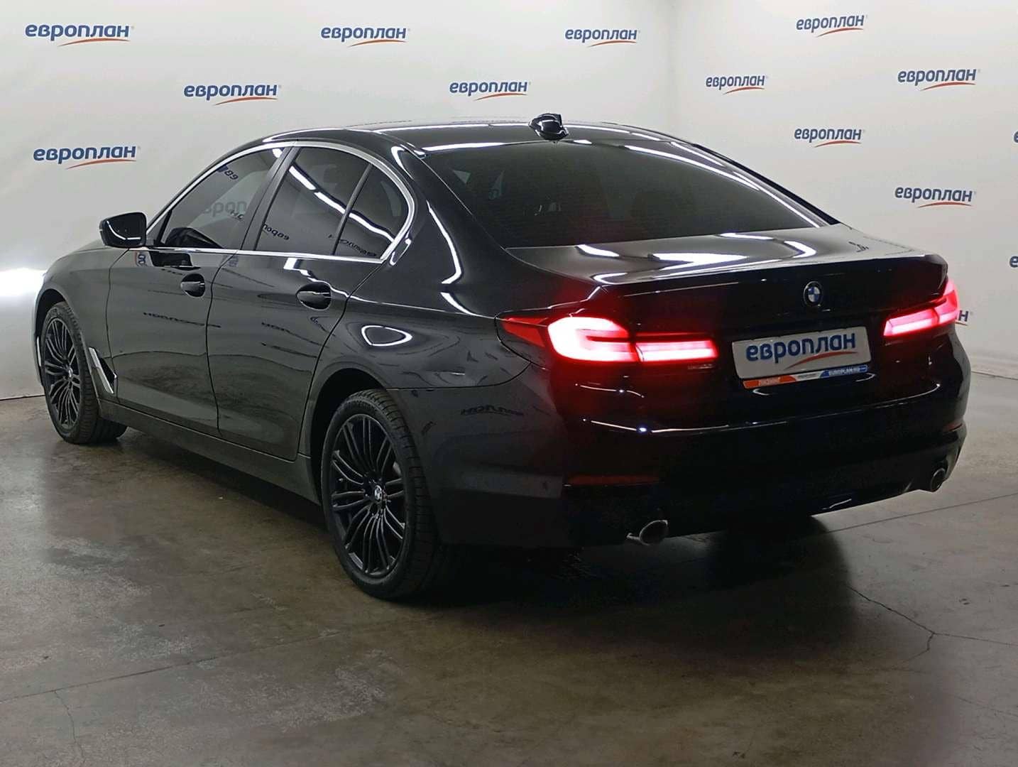 BMW 5 серия,  269 266 км, 2019 года в лизинг