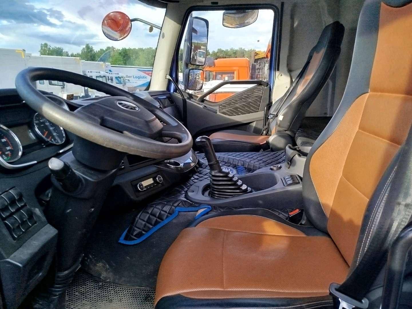 FAW CA3250P66K24T1E5 6х4,  92 044 км, 2024 года в лизинг