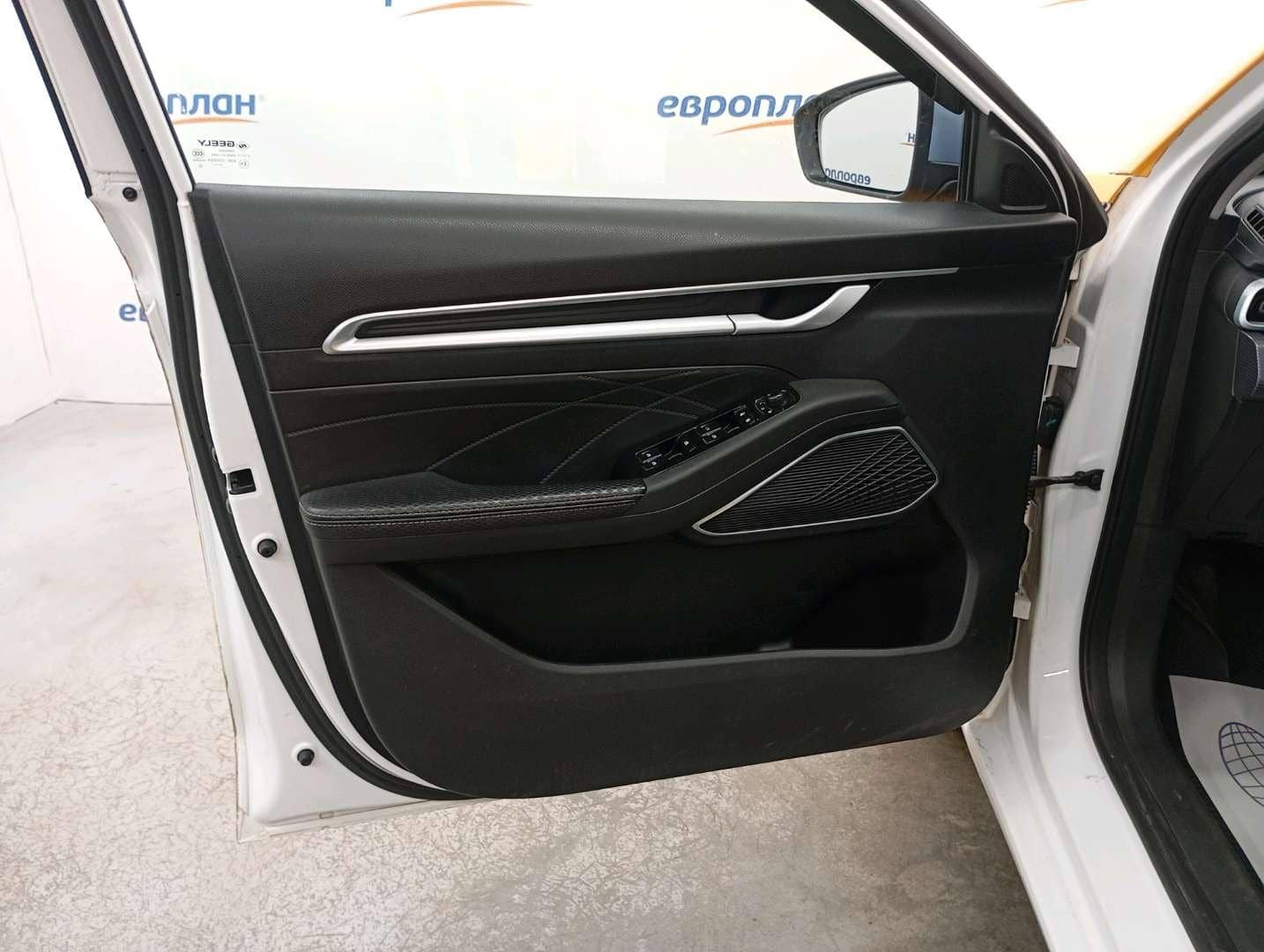 Geely Emgrand,  214 537 км, 2023 года в лизинг