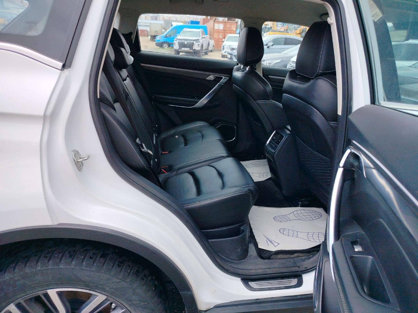 Geely Atlas Pro,  140 987 км, 2022 года в лизинг