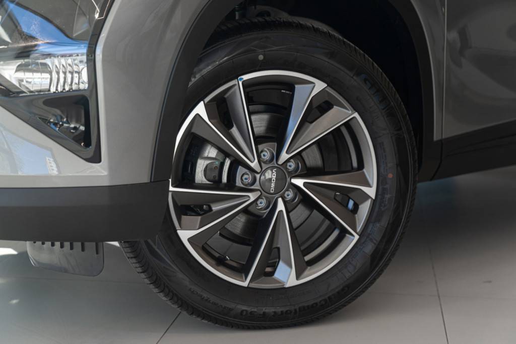 OMODA C5 1.6T DCT Supreme BI 4WD FL