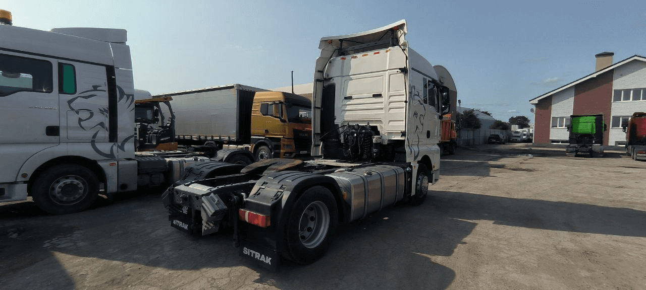 Sitrak ZZ4186V391HE Лот 000007787