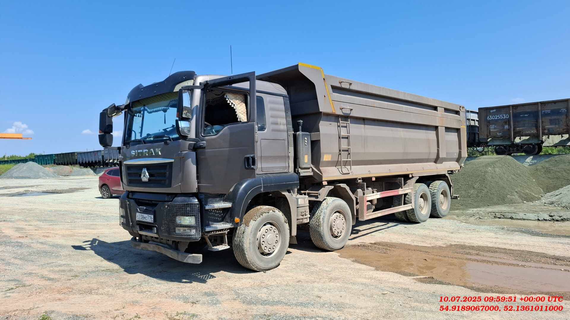 Sitrak ZZ3316V386ME,  212 261 км, 2021 года в лизинг