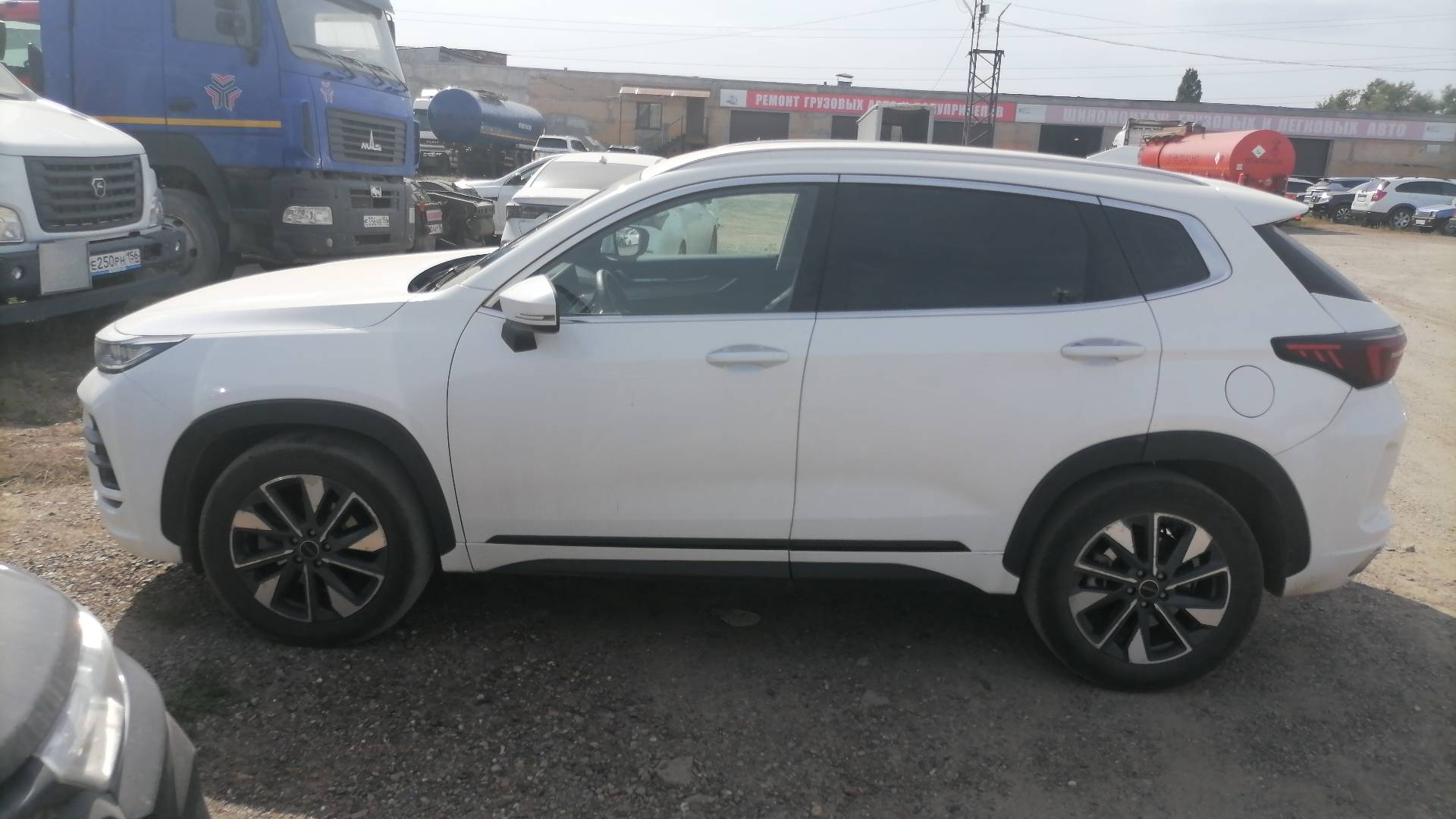 EXEED LX,  123 550 км, 2023 года в лизинг
