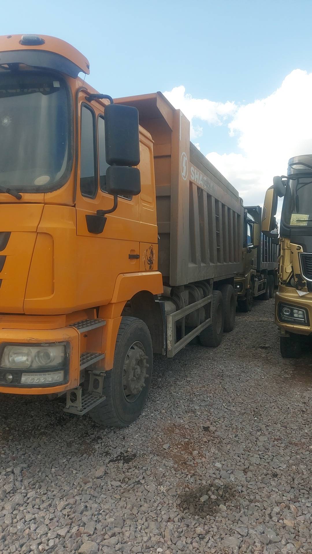 Shacman SX3258DR384,  123 462 км, 2022 года
