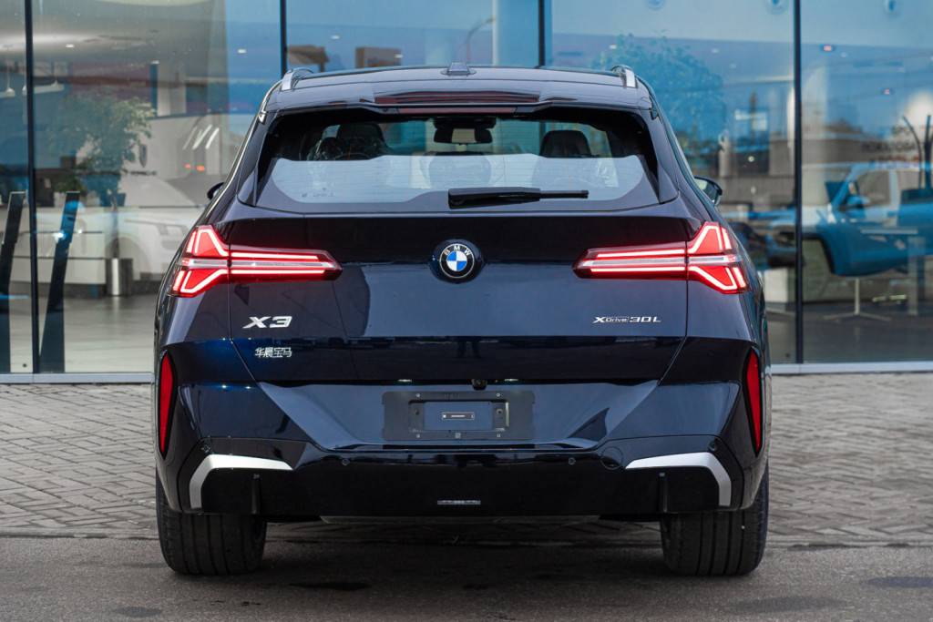 BMW X3 xDrive30L AT Leading M Sport