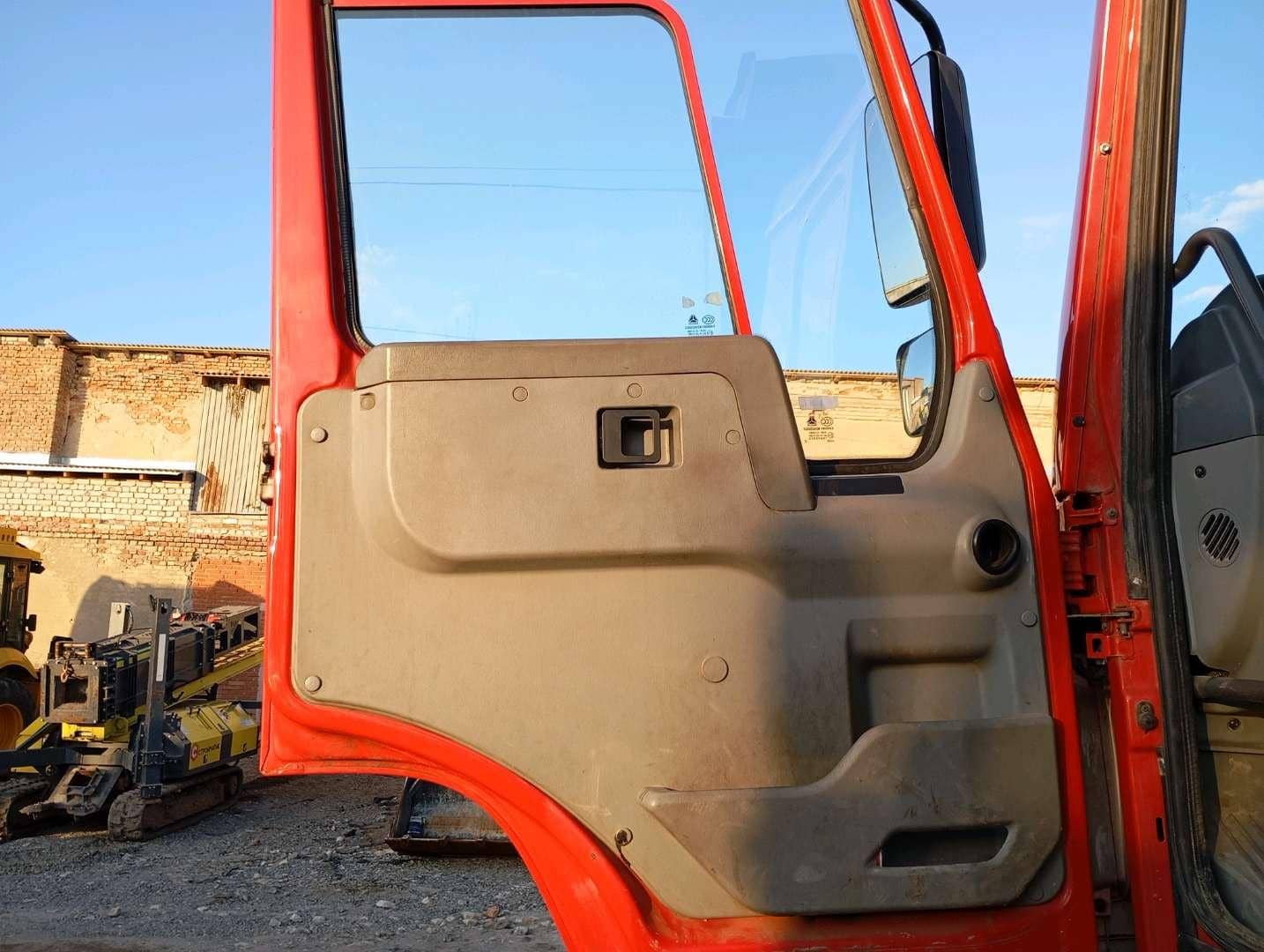HOWO ZZ3327S3857E 6х6,  136 238 км, 2022 года в лизинг