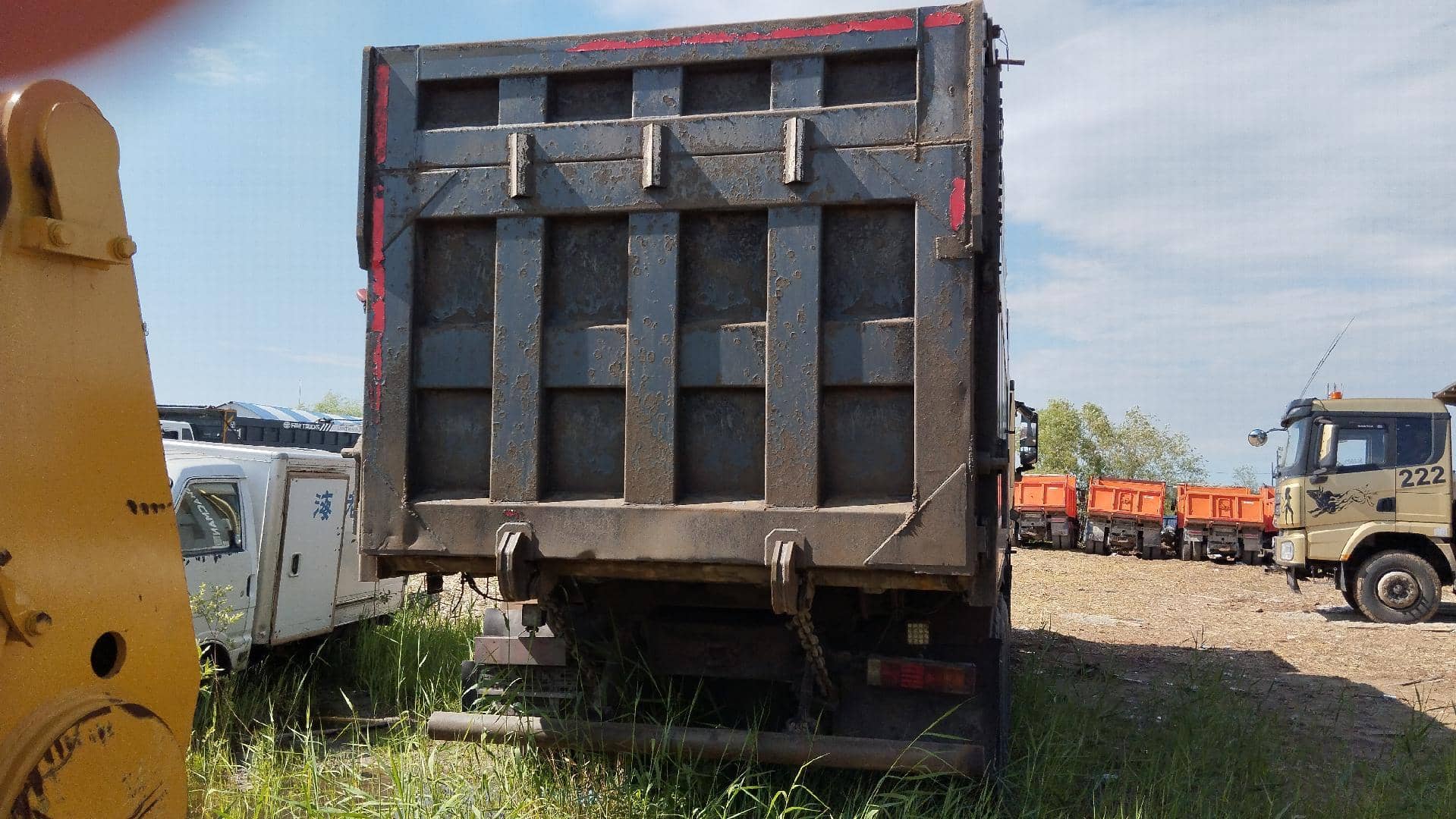 Shacman SX33186T366,  347 111 км, 2022 года в лизинг