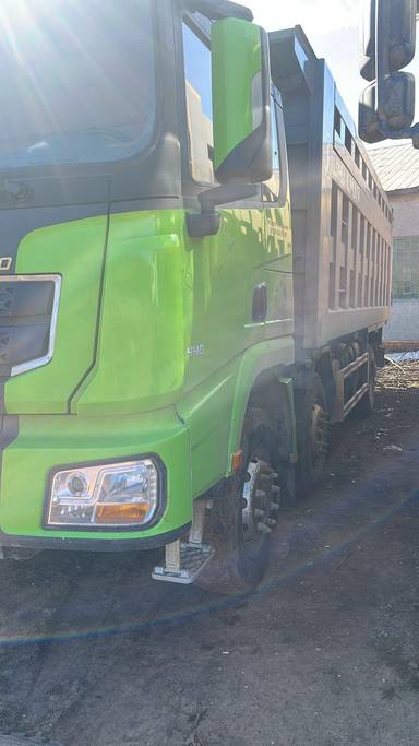 Shacman SX33186W366C