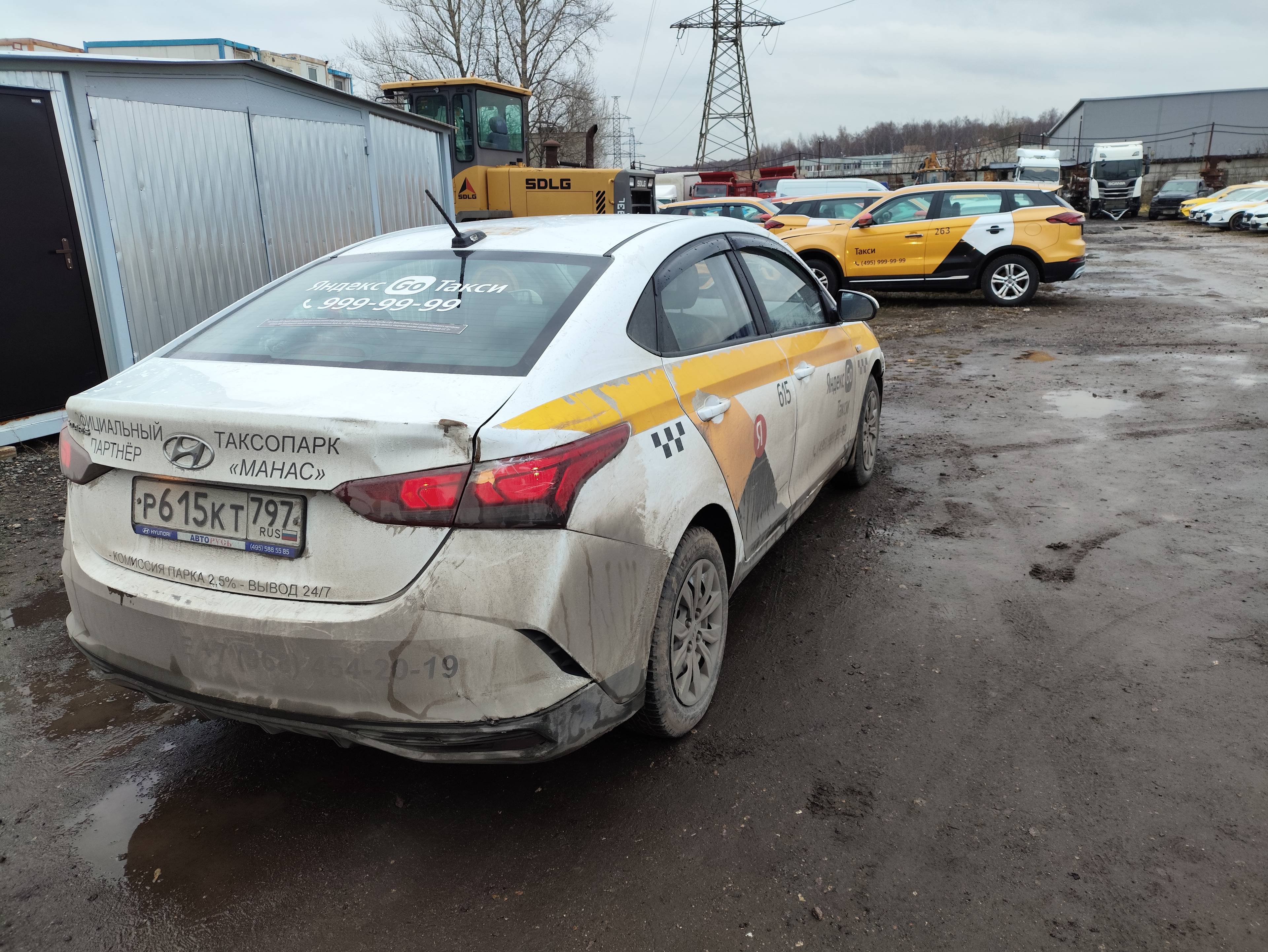 Hyundai Solaris,  255 495 км, 2021 года в лизинг