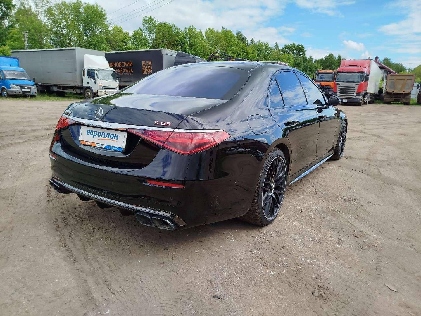 Mercedes-Benz S седан,  27 672 км, 2023 года в лизинг