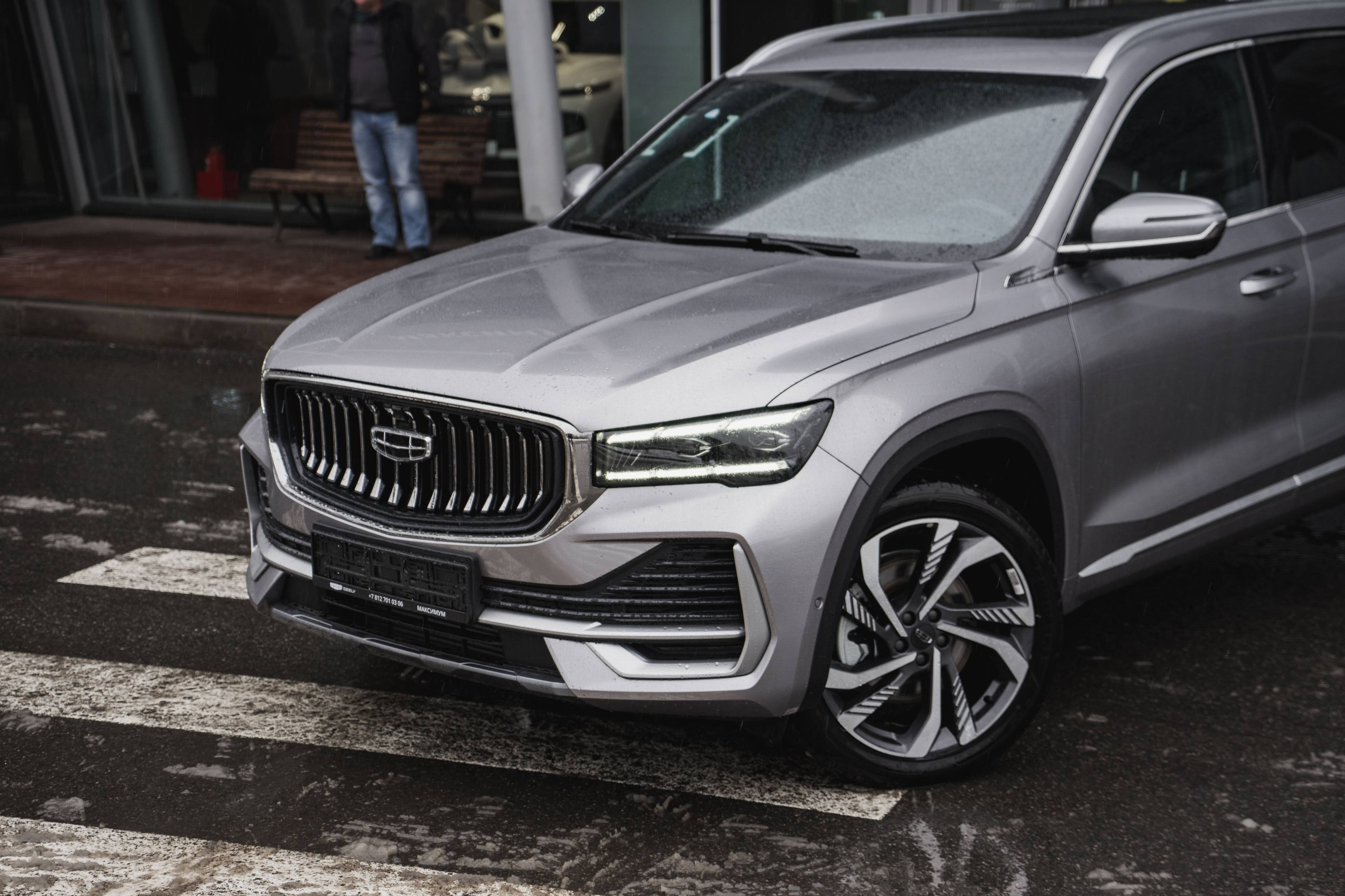Geely Monjaro Flagship 2.0T (238 hp) 8AT 4WD