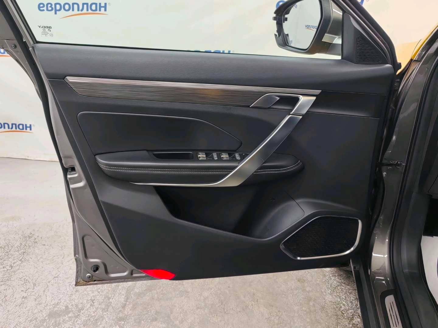 Geely Atlas Pro,  236 196 км, 2023 года в лизинг