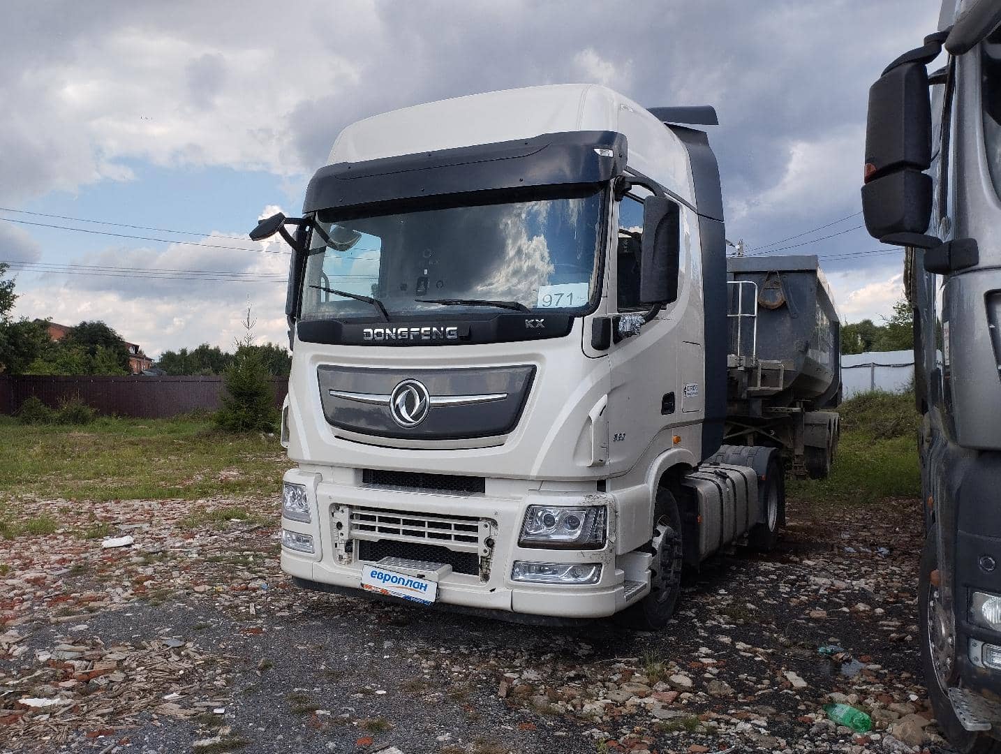 DongFeng DFH4186 (KX),  257 547 км, 2023 года в лизинг