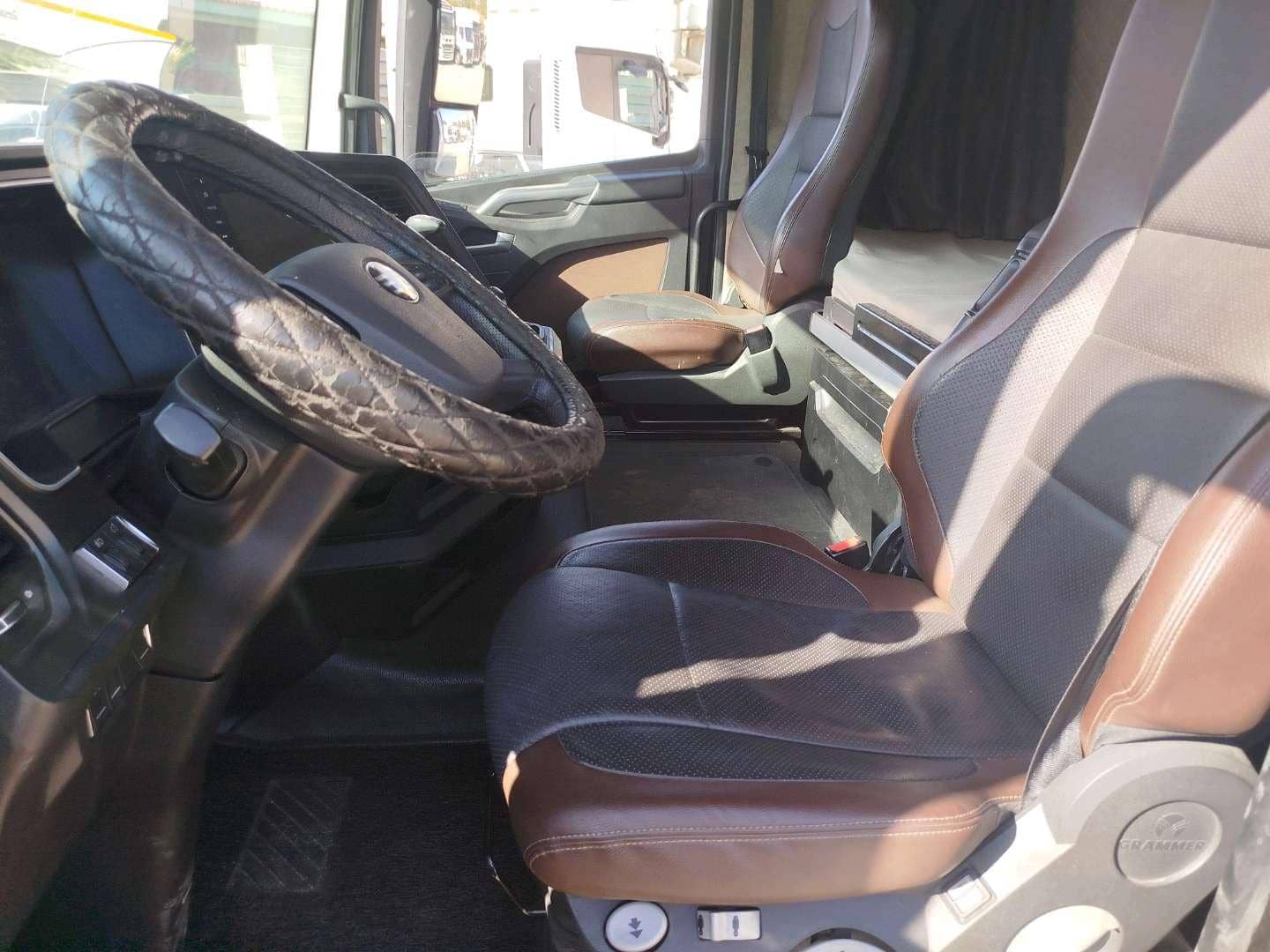 FAW CA4180P77K25E5 4x2,  906 735 км, 2023 года в лизинг