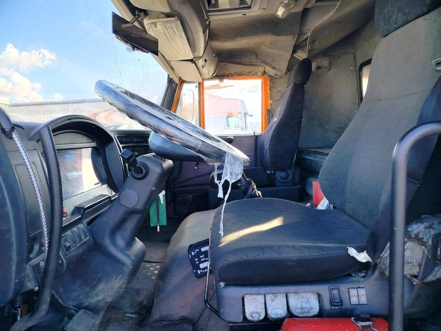 КАМАЗ 65115-48(A5),  29 292 км, 2024 года в лизинг