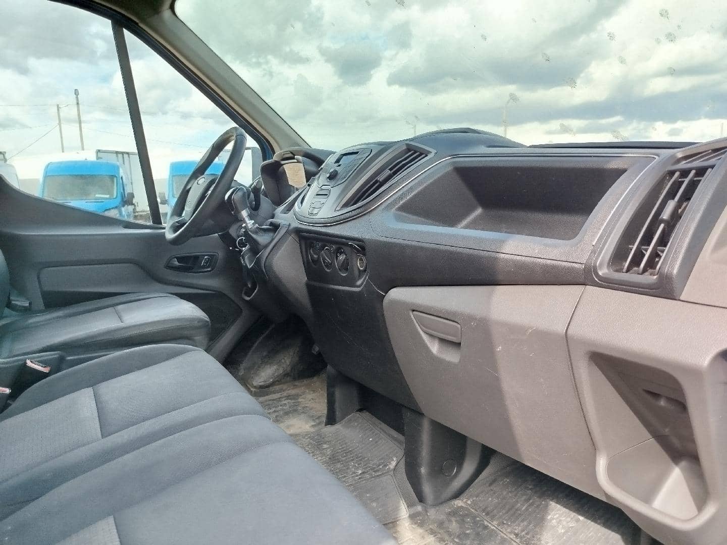 Ford Transit,  175 000 км, 2021 года в лизинг