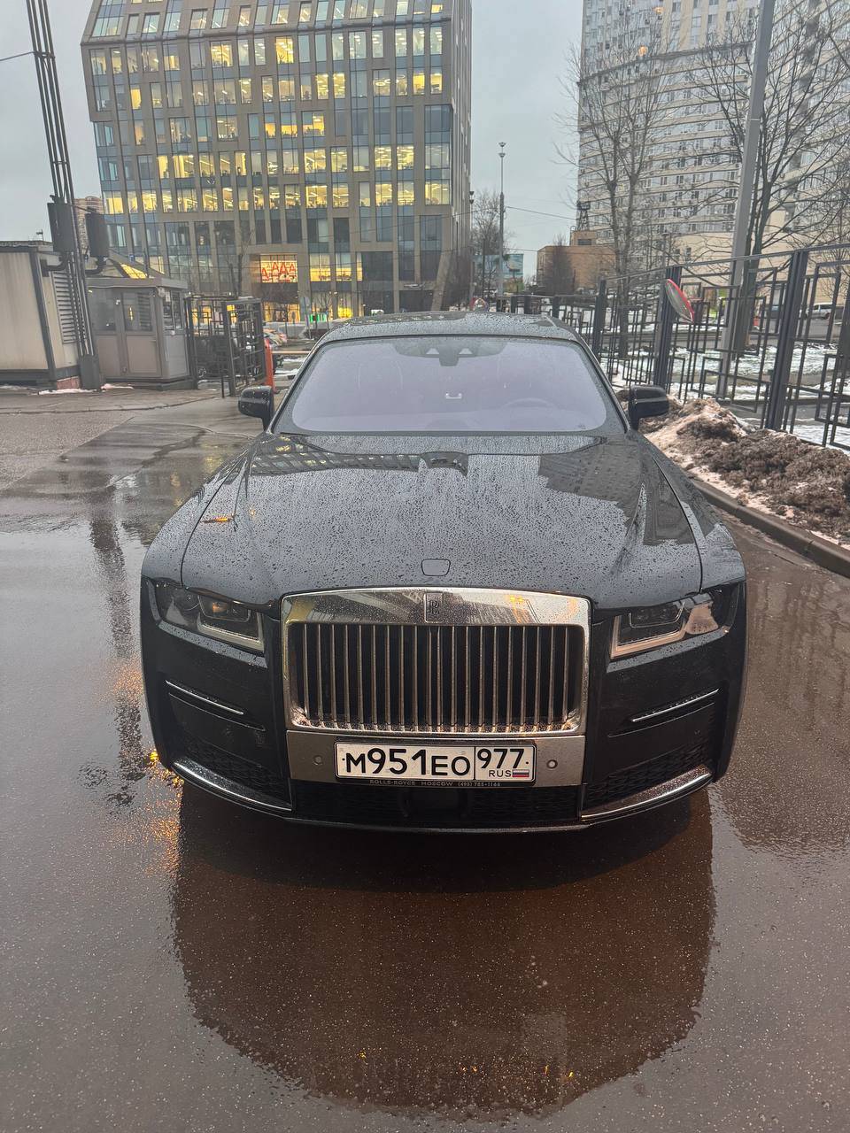 Rolls-Royce Ghost,  8 150 км, 2021 года в лизинг