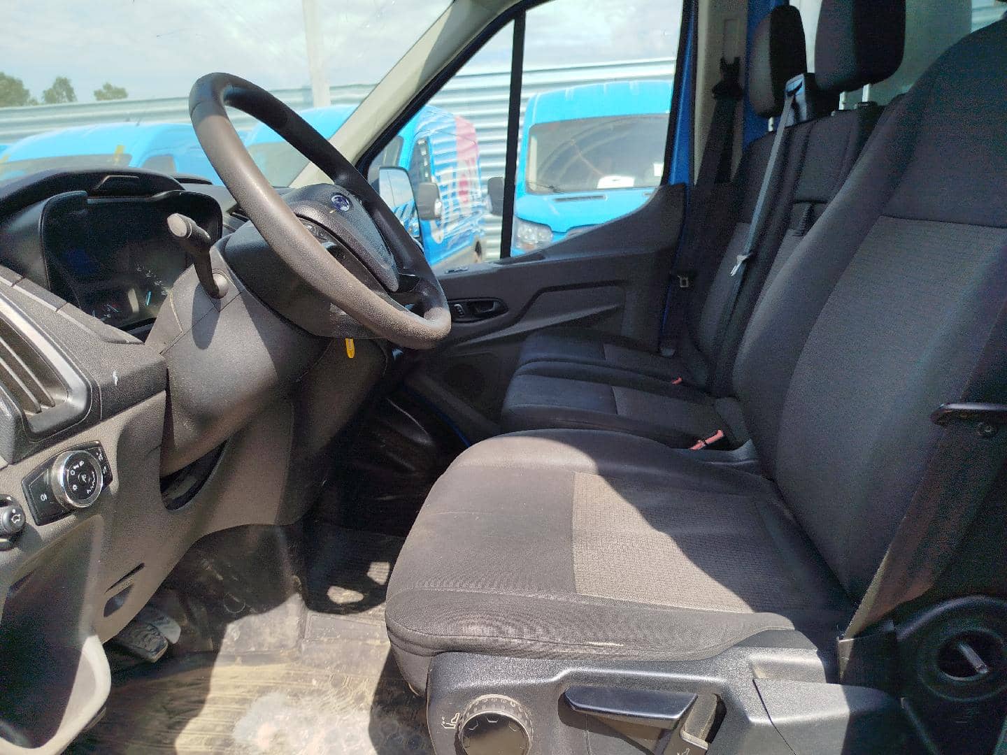 Ford Transit Chassis Cab Base 470E L4H1 2.2TDi 155hp 6MT RWD,  193 585 км, 2021 года в лизинг