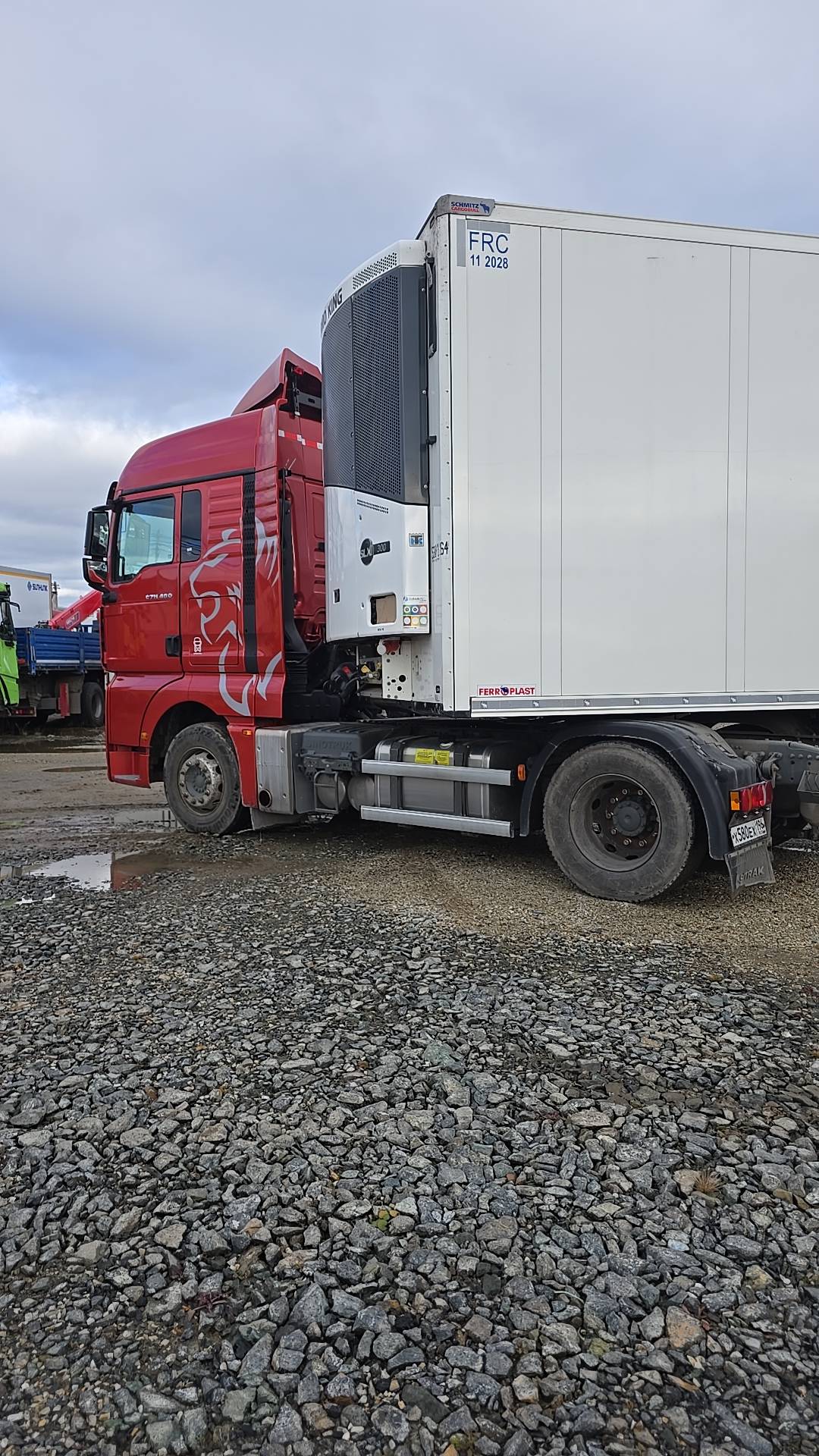 Sitrak C7H MAX ZZ4186V391HE,  181 979 км, 2024 года в лизинг