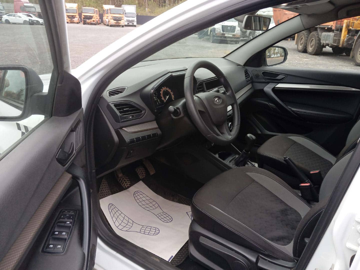 Lada Vesta седан,  142 299 км, 2023 года в лизинг