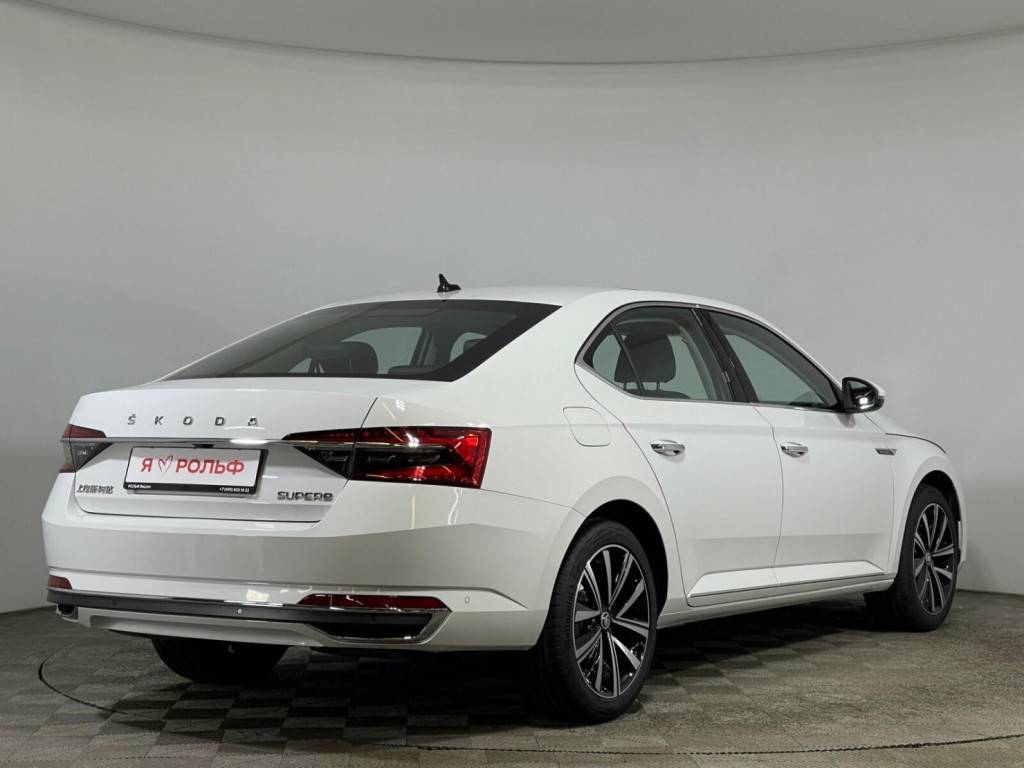 Skoda Superb Exclusive 1.4 TSI DSG-7