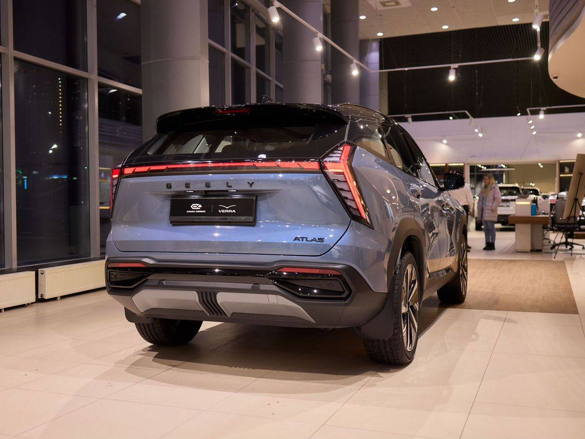 Geely Atlas Flagship 2.0T 8AT 4WD