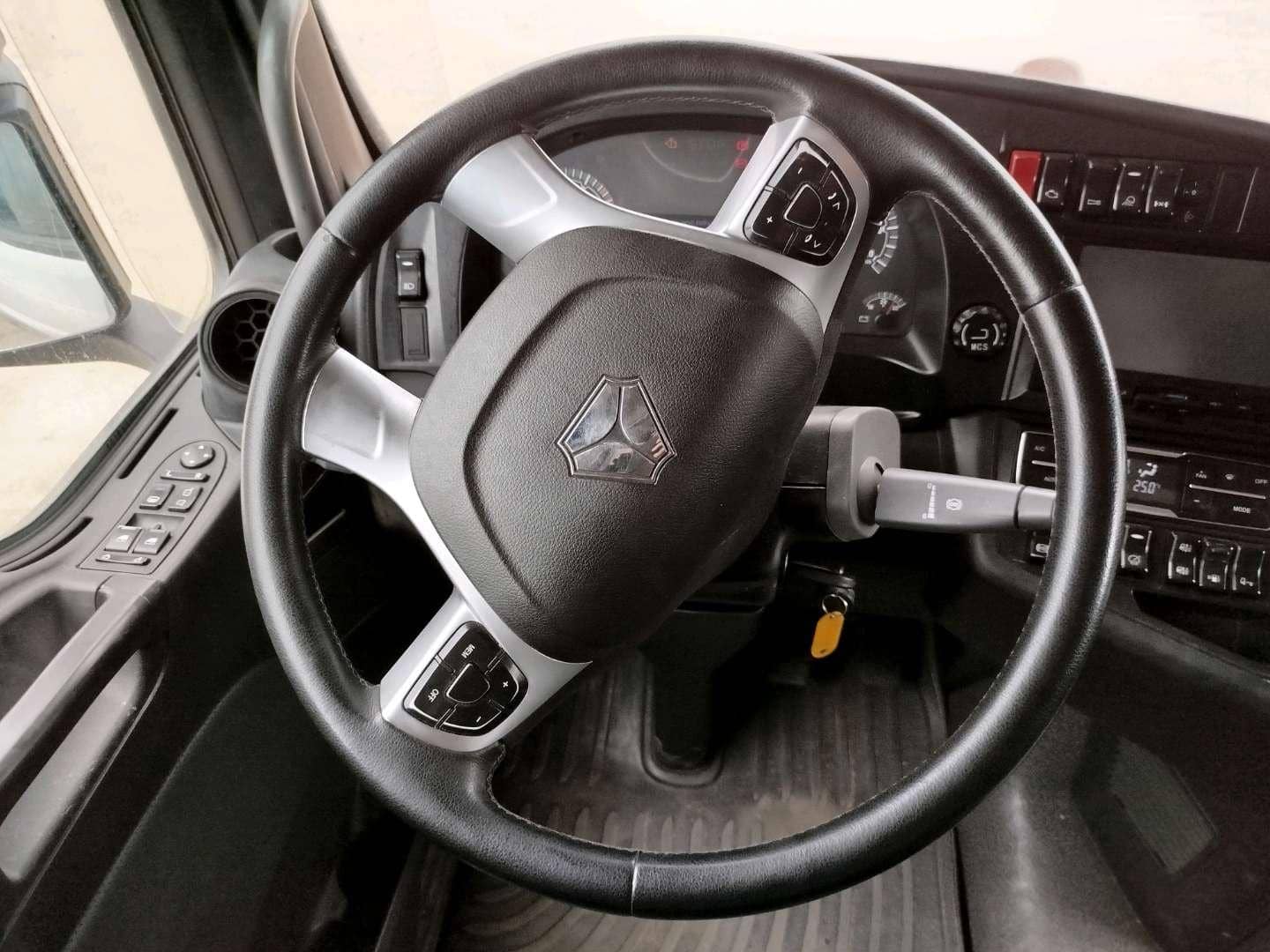 Sitrak C7H 4x2 ZZ4186V361HE,  661 834 км, 2022 года в лизинг