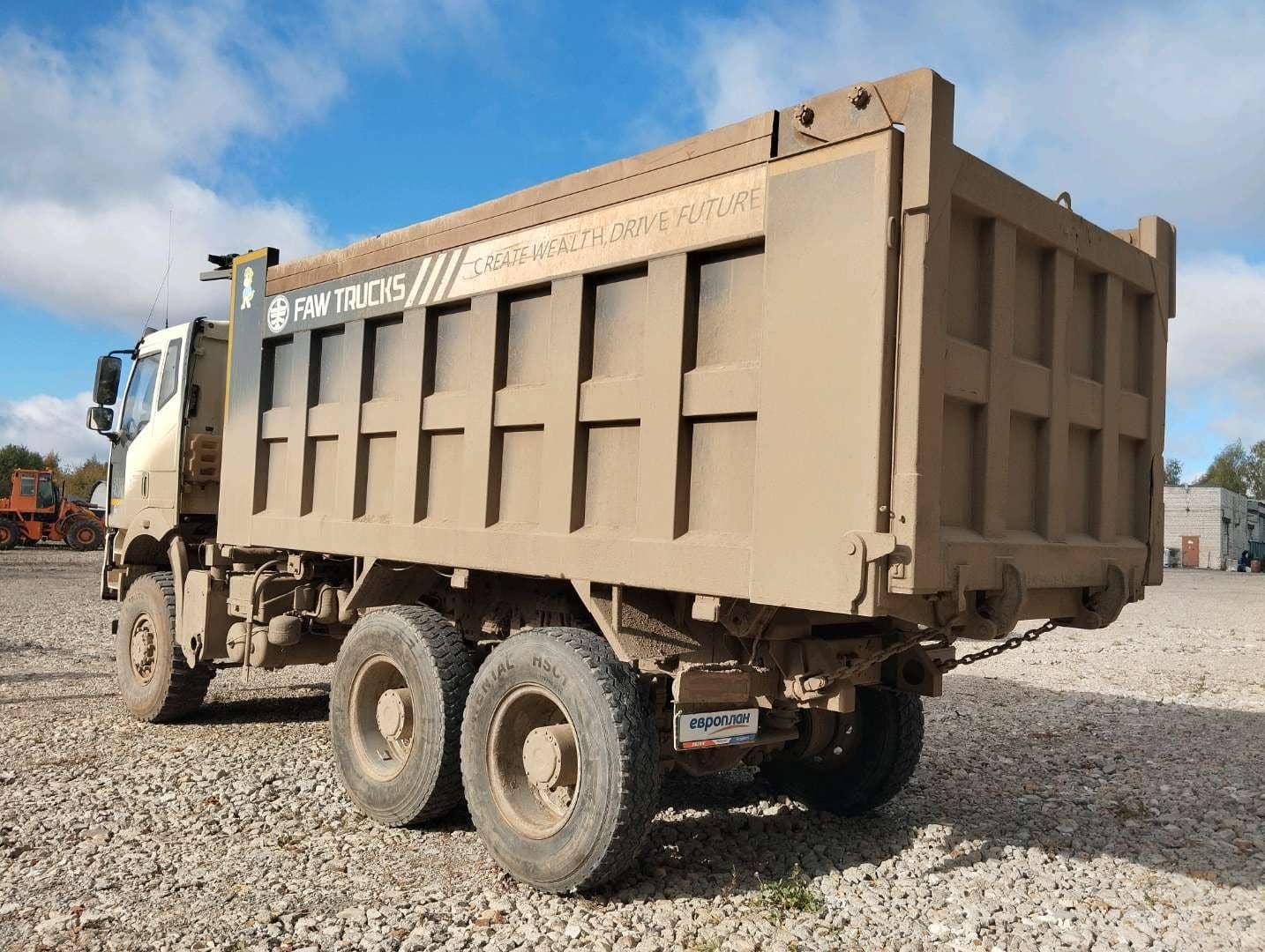 FAW CA3250P66K24L1TE5 6x6,  226 534 км, 2022 года в лизинг