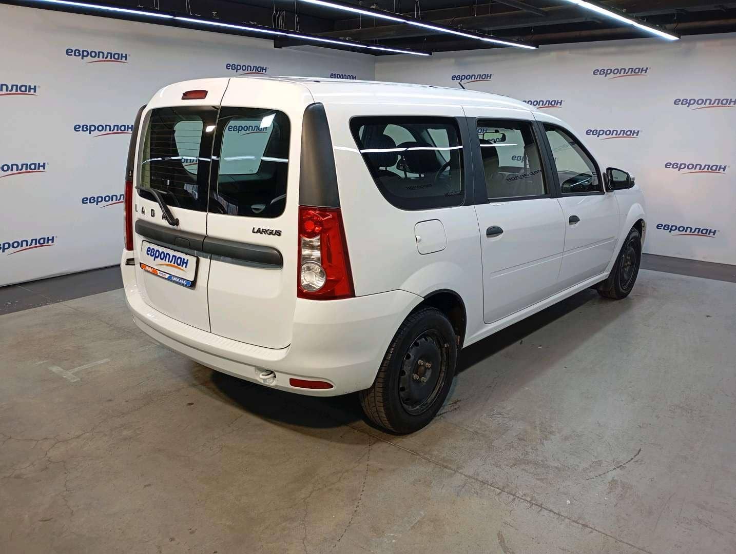 Lada Largus универсал,  49 216 км, 2024 года в лизинг