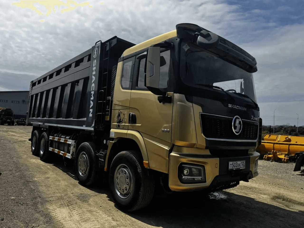 Shacman SX331863366,  65 583 км, 2024 года в лизинг
