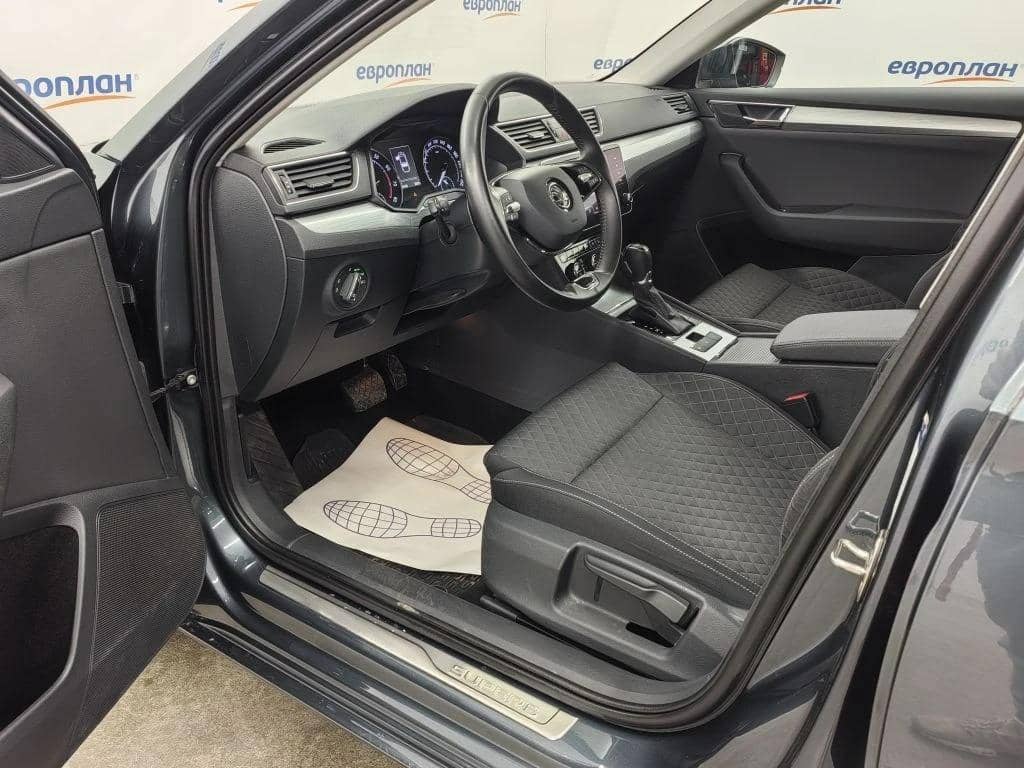 Skoda Superb,  76 182 км, 2020 года в лизинг