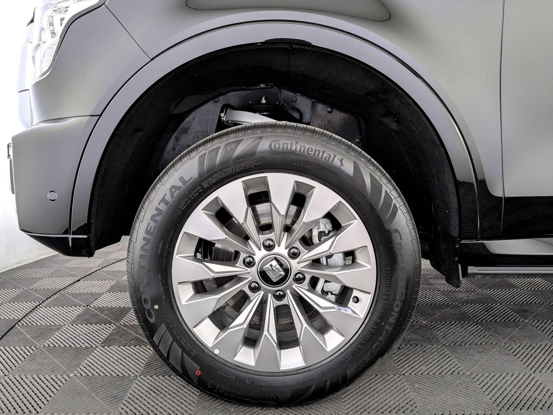 Tank 500 Urban 2.0 HEV 9AT 4WD